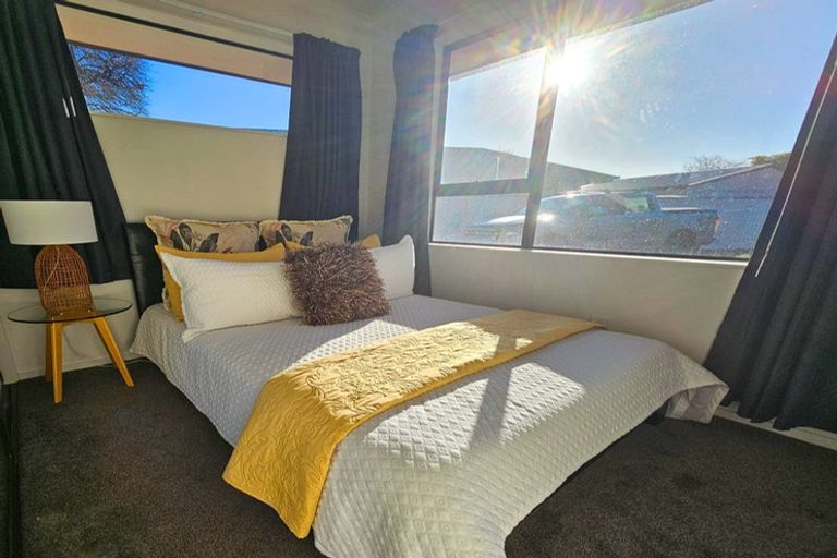 Photo of property in 10 Laura Kent Place, Woolston, Christchurch, 8023