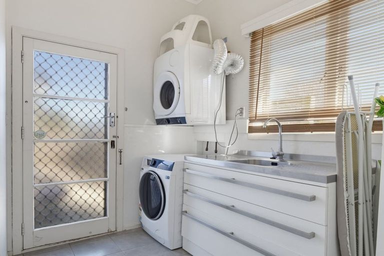 Photo of property in 2 Anzac Avenue, Whakatane, 3120