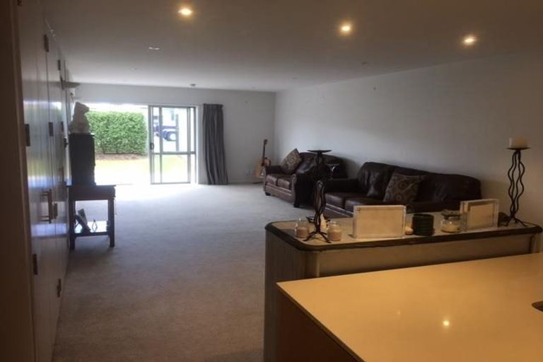 Photo of property in 103/252 Centreway Road, Orewa, 0931