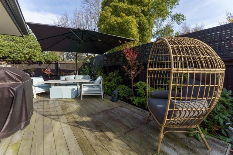 Photo of property in 2/23 Wakelin Place, Redwood, Christchurch, 8051