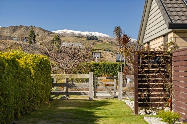 Photo of property in 4 Banbury Terrace, Lower Shotover, Queenstown, 9304