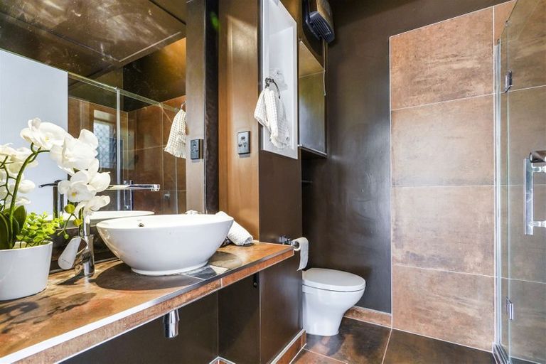 Photo of property in 12 Riverview Terrace, Fairfield, Hamilton, 3214