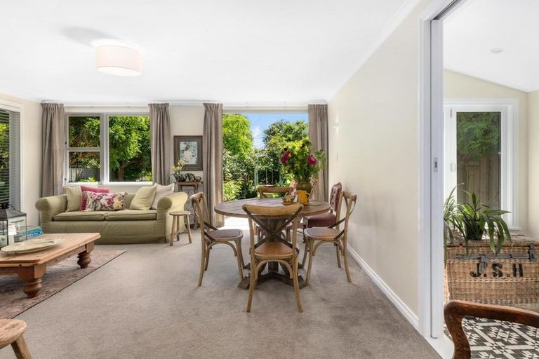 Photo of property in 19 Paremata Crescent, Paremata, Porirua, 5024