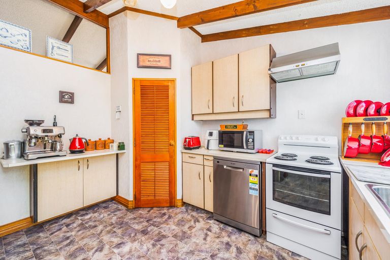 Photo of property in 67 Young Street, Morrinsville, 3300