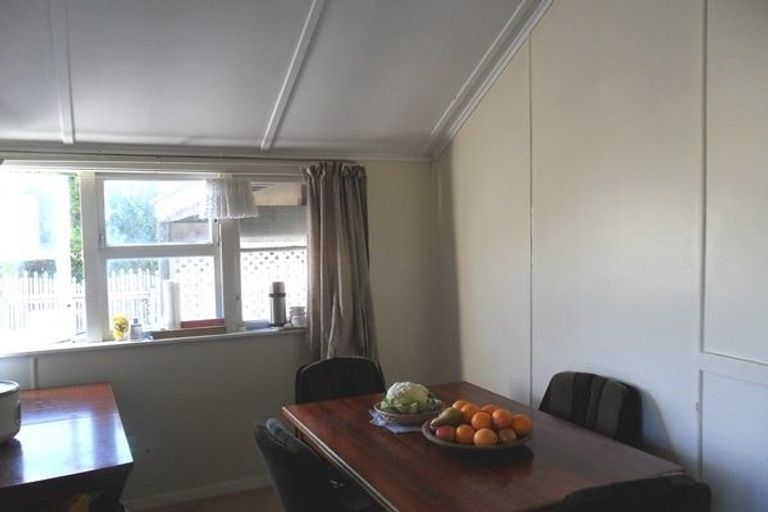 Photo of property in 31 Dickson Crescent, Hornby, Christchurch, 8042