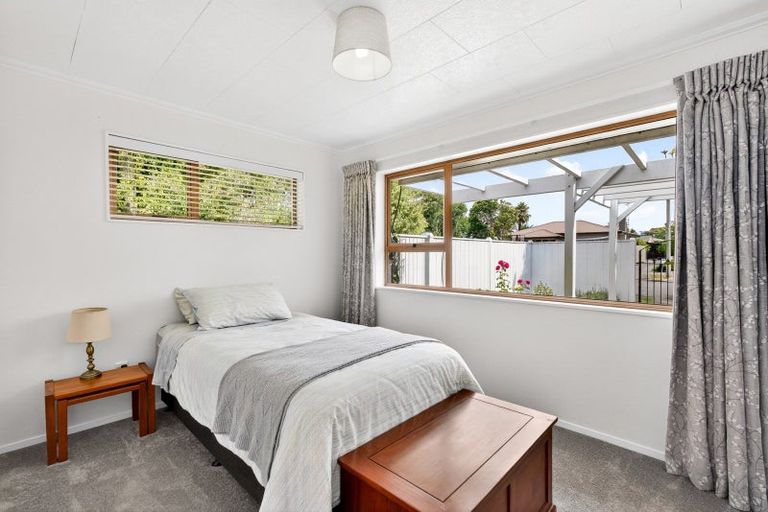Photo of property in 57 Avenue Road, Greenmeadows, Napier, 4112