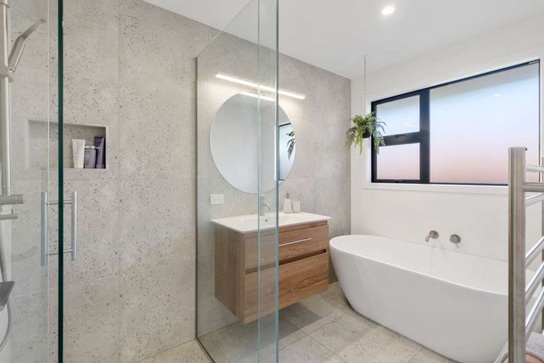 Photo of property in 16 Piwakawaka Drive, Stoke, Nelson, 7011