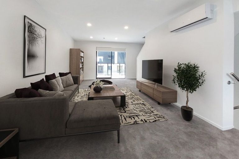 Photo of property in 6/61 Matipo Road, Te Atatu Peninsula, Auckland, 0610