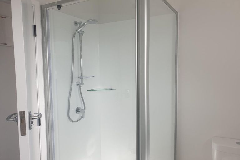 Photo of property in 15a Collie Street, Hillpark, Auckland, 2102