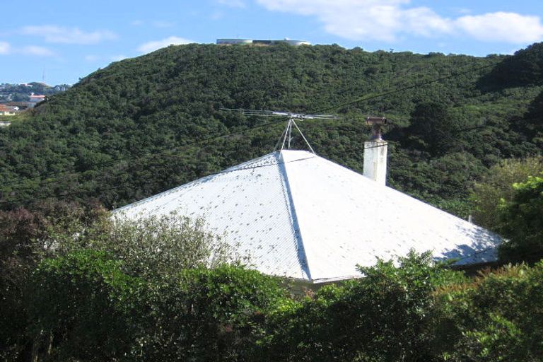 Photo of property in 139 Nevay Road, Miramar, Wellington, 6022