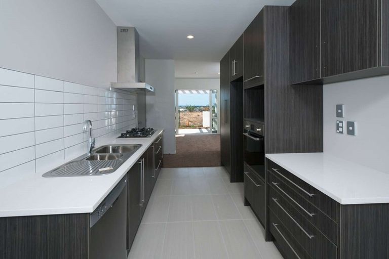 Photo of property in The Rise, 30 Hatfield Place, Albany Heights, Auckland, 0632