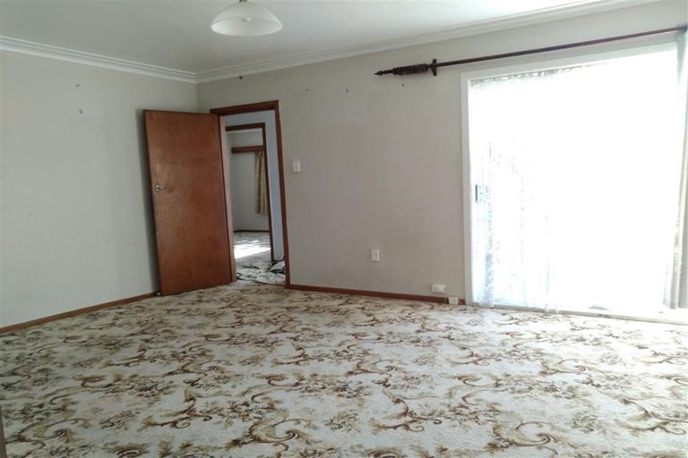 Photo of property in 32 Regent Street, Papatoetoe, Auckland, 2025