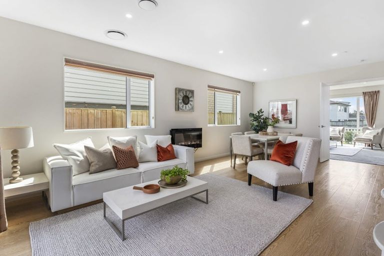 Photo of property in 415 Ormiston Road, Flat Bush, Auckland, 2019