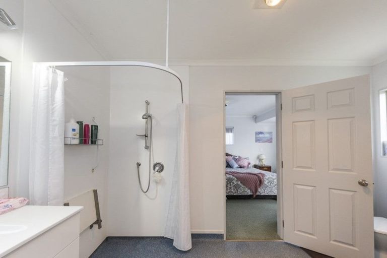 Photo of property in 12a Hurley Place, Awapuni, Palmerston North, 4412