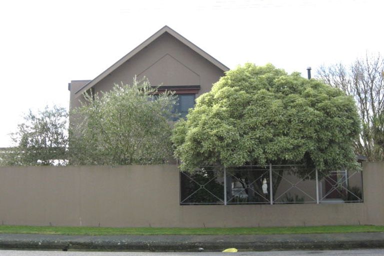 Photo of property in 8a Bretts Road, St Albans, Christchurch, 8052