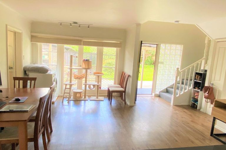 Photo of property in 4 Yeoman Place, Howick, Auckland, 2014