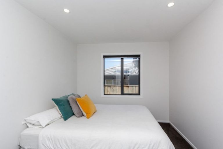 Photo of property in 1 Ranfurly Street, Frankleigh Park, New Plymouth, 4310