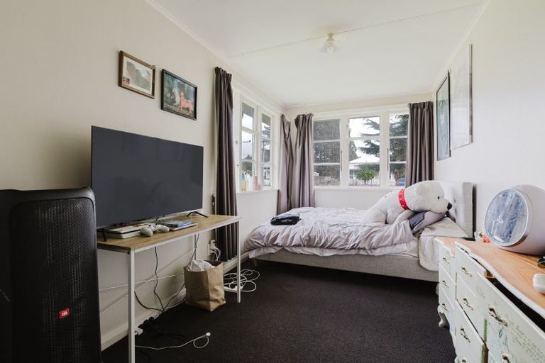 Photo of property in 25 Stanly Street, Eketahuna, 4900