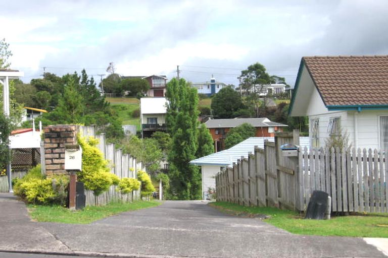 Photo of property in 26 Sungrove Rise, Sunnyvale, Auckland, 0612