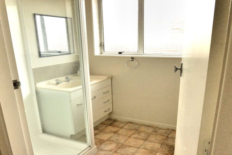 Photo of property in 2/16 Seymour Street, Hornby, Christchurch, 8042
