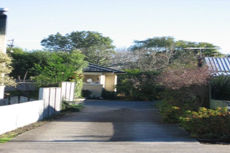 Photo of property in 132a Clevedon Road, Papakura, 2110