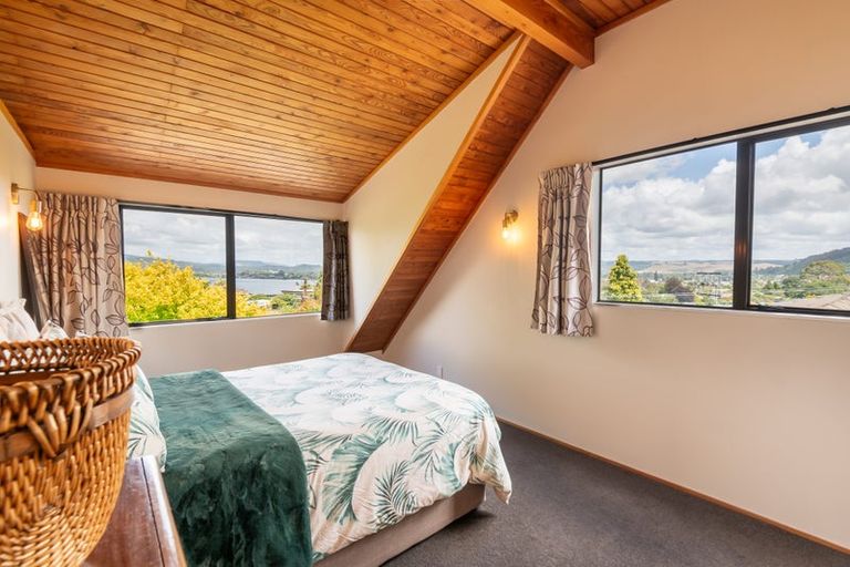 Photo of property in 49 Grand Vue Road, Kawaha Point, Rotorua, 3010