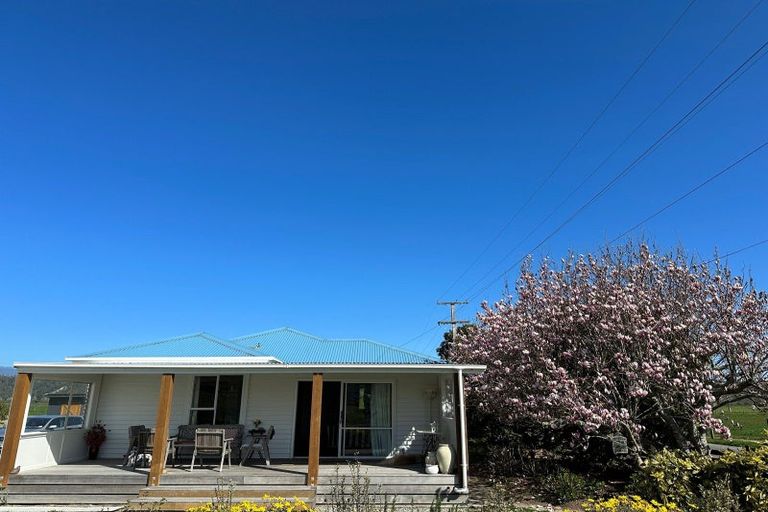 Photo of property in 14 Curries Road, Karamea, 7893