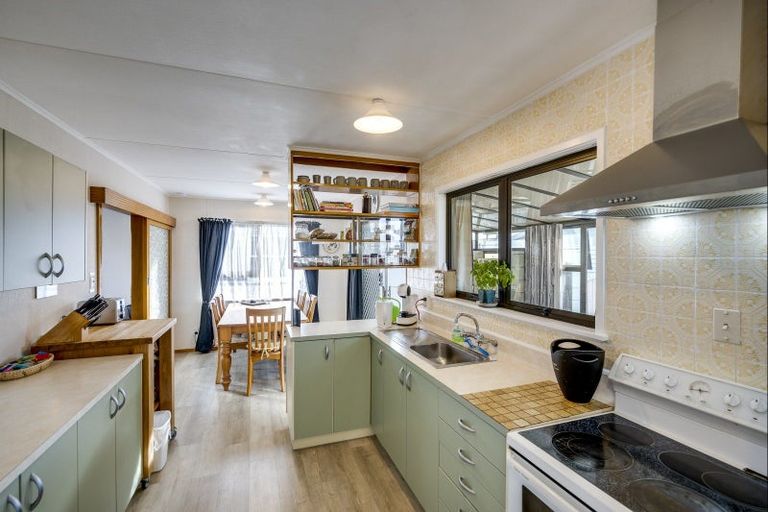 Photo of property in 24 Robinson Crescent, Tamatea, Napier, 4112