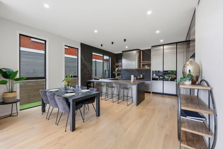 Photo of property in 23b Sorrel Crescent, Bucklands Beach, Auckland, 2012