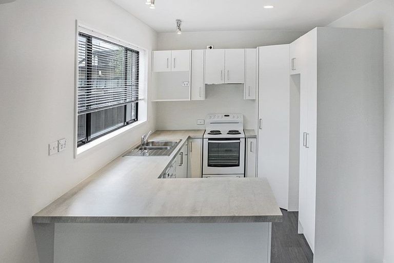 Photo of property in 46d Division Street, Riccarton, Christchurch, 8041