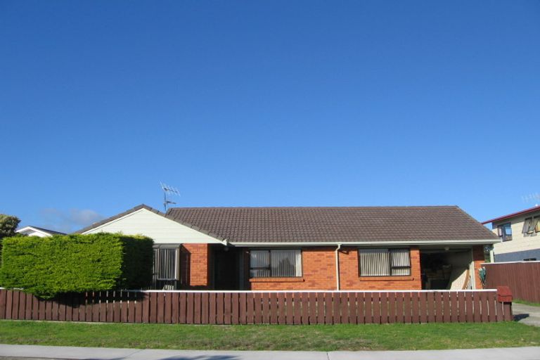 Photo of property in 10 Olive Terrace, Paraparaumu Beach, Paraparaumu, 5032