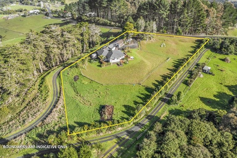 Photo of property in 54 Mcgregor Road, Clevedon, Papakura, 2582