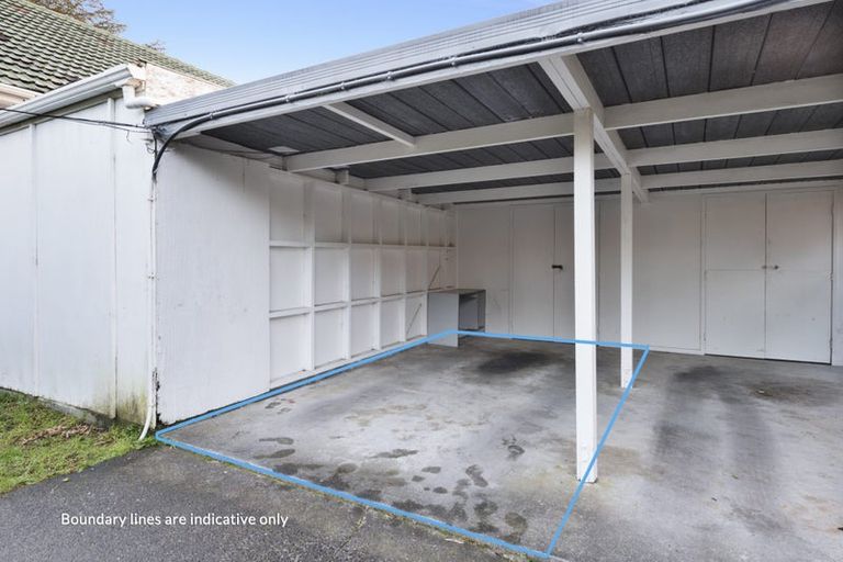 Photo of property in 2/43 Rimu Street, New Lynn, Auckland, 0600