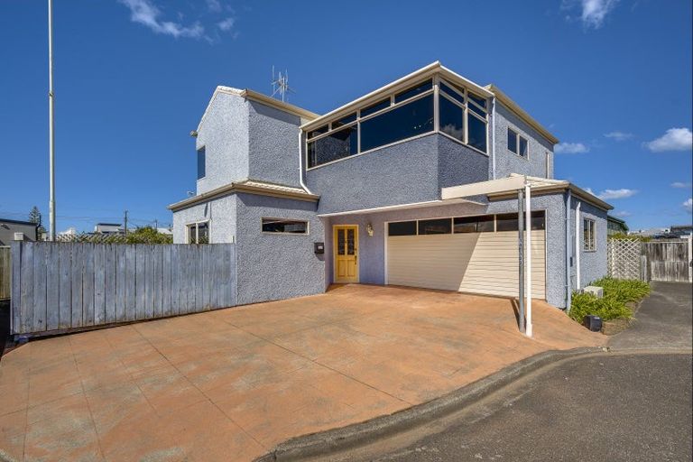 Photo of property in 14/182 Charles Street, Westshore, Napier, 4110