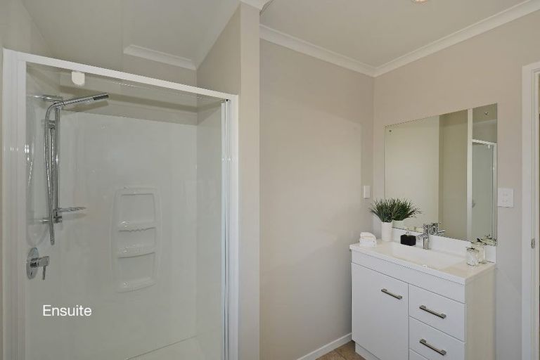 Photo of property in 89 Riverstone Drive, Riverstone Terraces, Upper Hutt, 5018