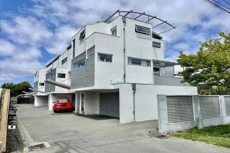 Photo of property in 2/22 Heywood Terrace, Richmond, Christchurch, 8013