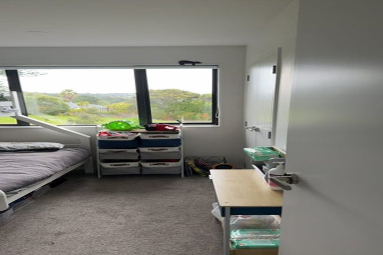 Photo of property in 19/9 Schnapper Rock Road, Greenhithe, Auckland, 0632