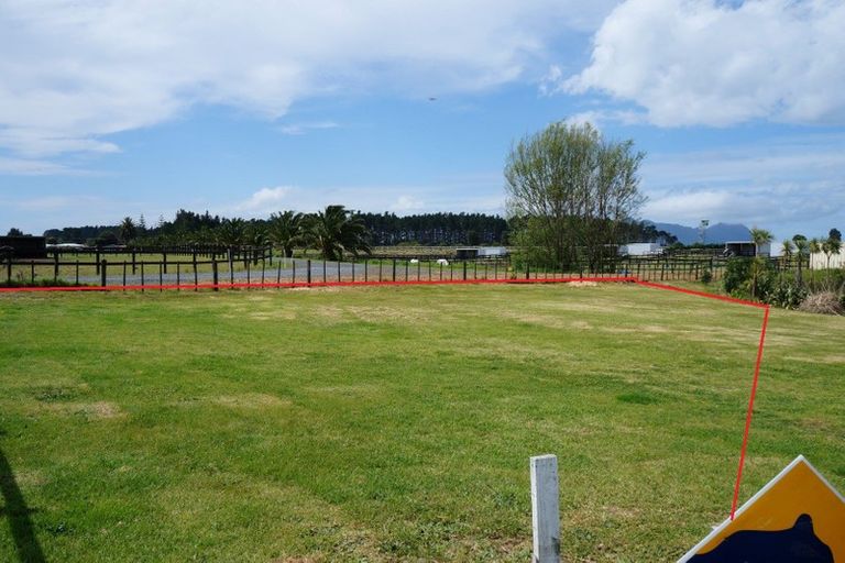 Photo of property in 37 Ocean View Rise, Ruakaka, 0116