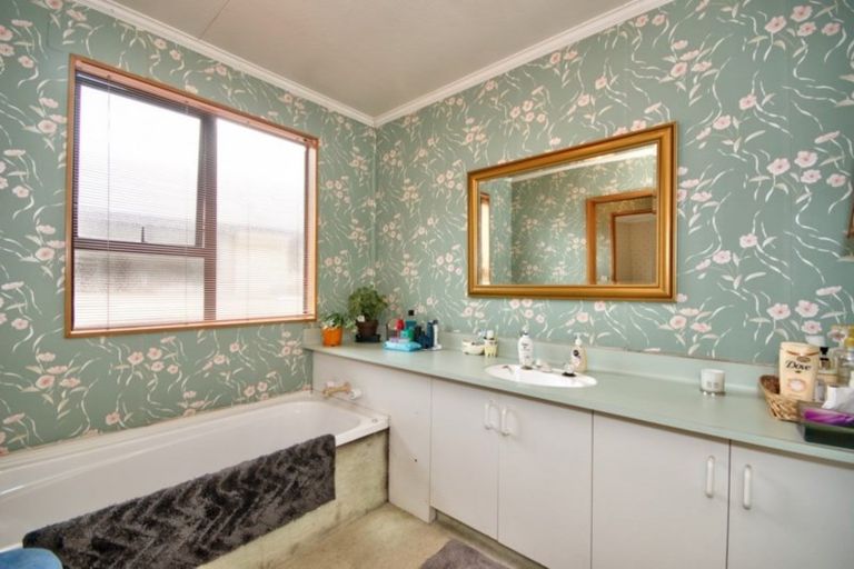 Photo of property in 1056 Frankton Road, Frankton, Queenstown, 9300