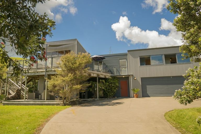 Photo of property in 10 Logans Lane, Kuaotunu, Whitianga, 3592