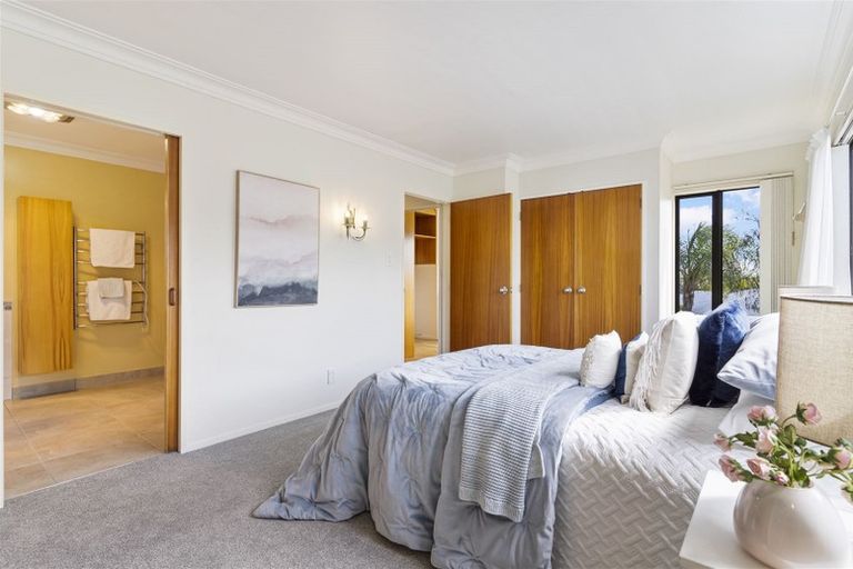 Photo of property in 2/27 Macleans Road, Bucklands Beach, Auckland, 2014