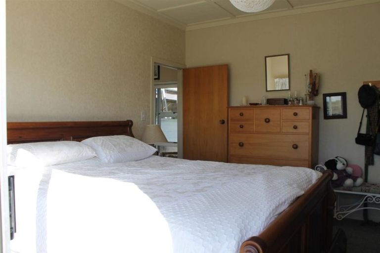 Photo of property in 212 Huarau Road, Whakapirau, Maungaturoto, 0583