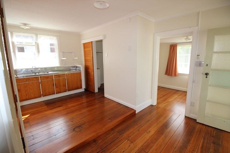 Photo of property in 299 College Street, West End, Palmerston North, 4410