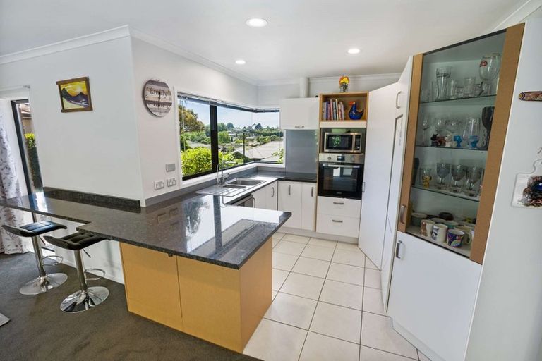 Photo of property in 39 Highgrove Place, Bethlehem, Tauranga, 3110