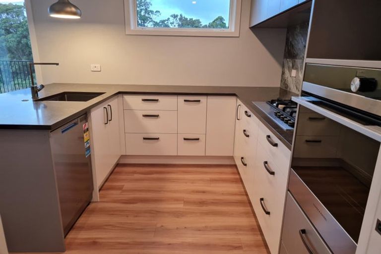 Photo of property in 12 Topsail Way, Whitby, Porirua, 5024