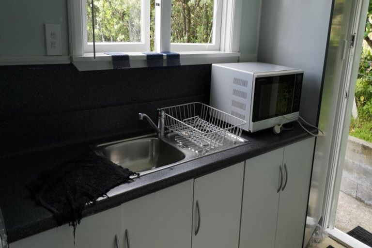 Photo of property in 139 The Ridgeway, Mornington, Wellington, 6021