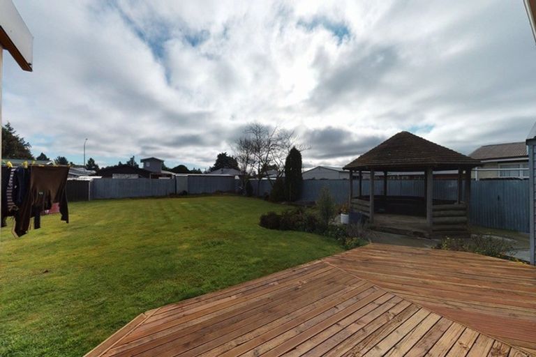 Photo of property in 154 Mcmurdo Street, Tinwald, Ashburton, 7700