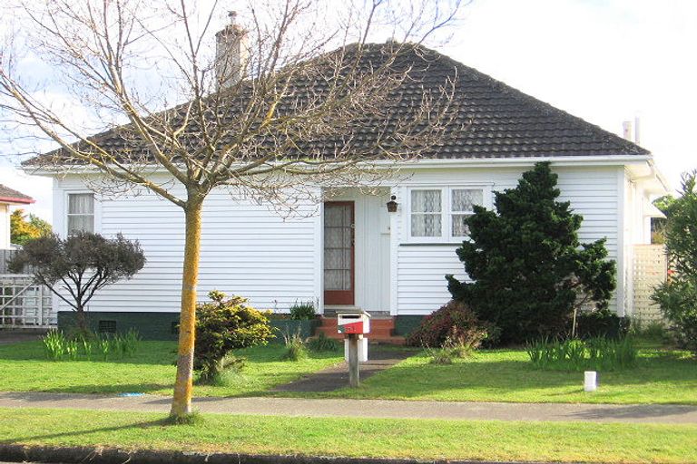 Photo of property in 61 Manson Street, Terrace End, Palmerston North, 4410