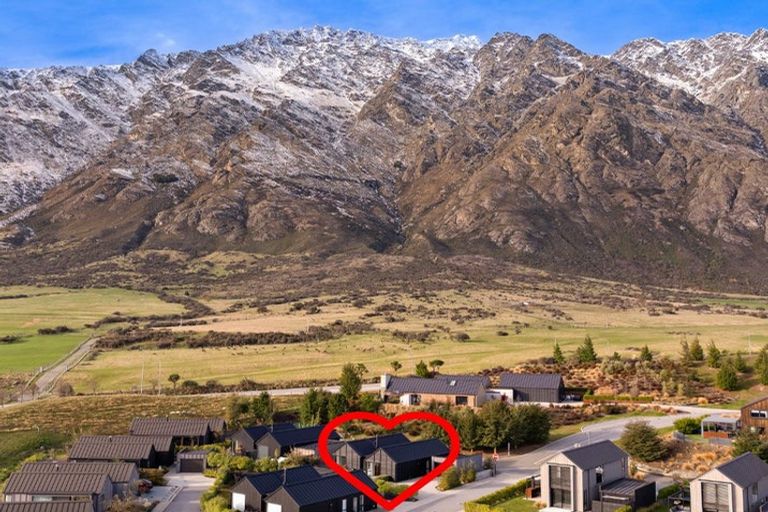 Photo of property in 2 Kotuku Lane, Hobsonville, Auckland, 0616