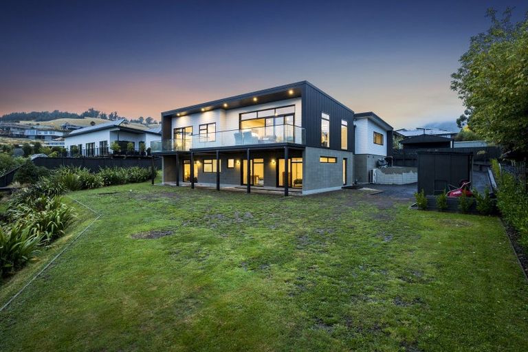 Photo of property in 30 Heathfield Drive, Mosgiel, 9024